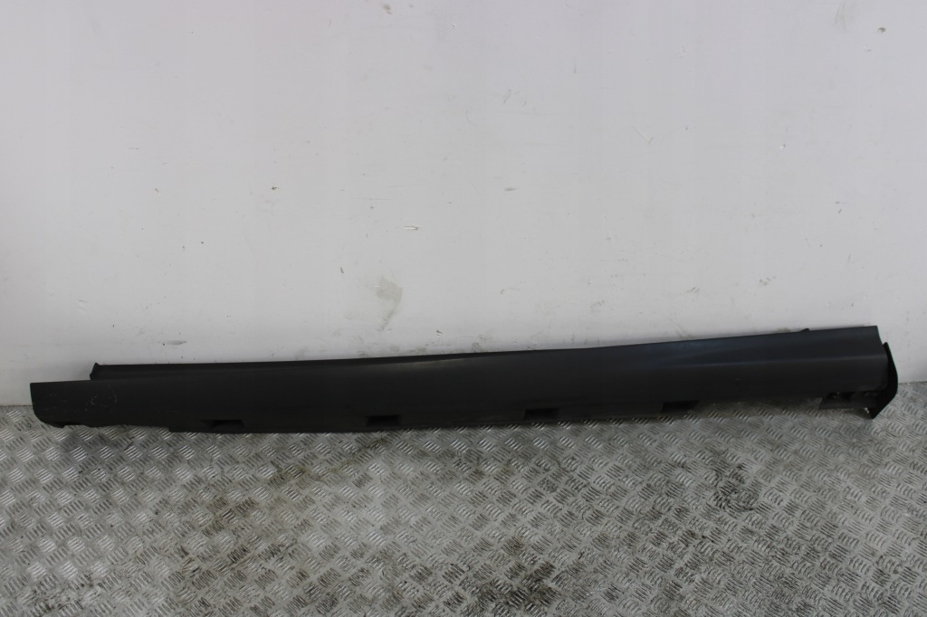 Купить Накладка порог порог левое  ford focus mk3 bm51-a10155-a