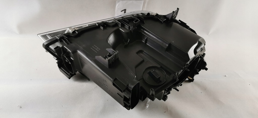 фото №8, Bmw 7 f01 f02 lift lci full led левый фара