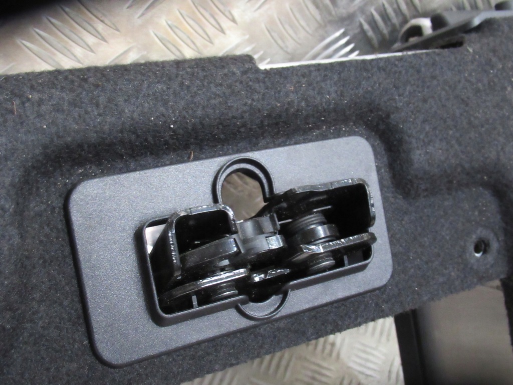 фото №8, A5 8t cabrio дуга безопасности подголовник пиротехнический 8f0010530a