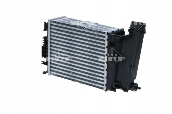 Інтеркулер nrf до renault megane iv 1.6 dci tce Зі Шроту