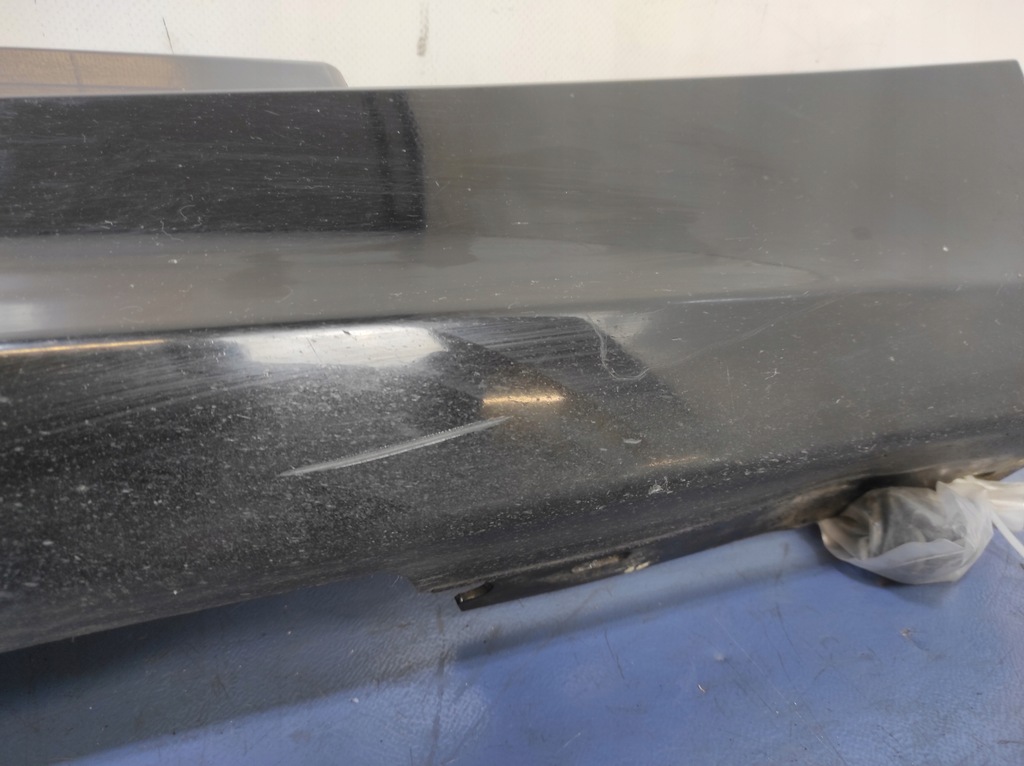 фото №4, Bmw 1 e87 lift 5d молдинг поріг права 668