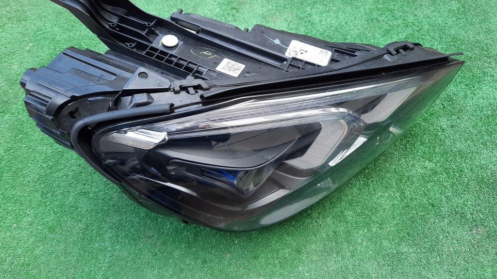 фото №2, Mercedes gle w167 full led лампа передняя