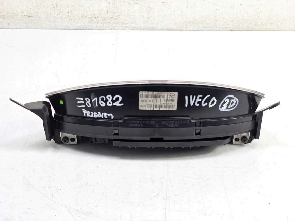 Iveco daily 06-12 счетчик приборы 69502589 3d в Украине