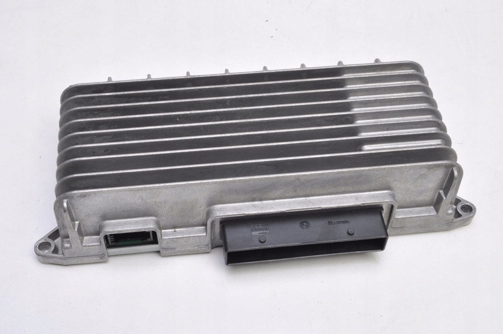 фото №1, Audi q7 i усилитель радио 4l0910223e