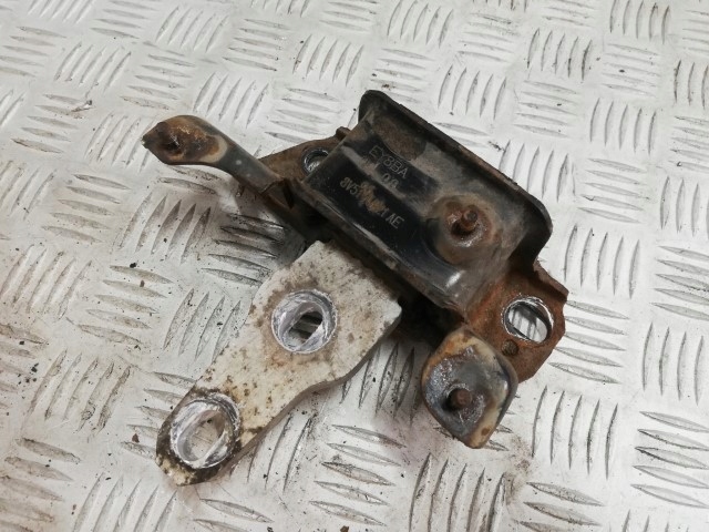 фото №1, Ford fiesta mk7 кронштейн подушка двигателя 8v517m121ae