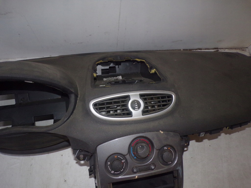 фото №3, Приборная панель приборная приборная панель renault clio iii lift