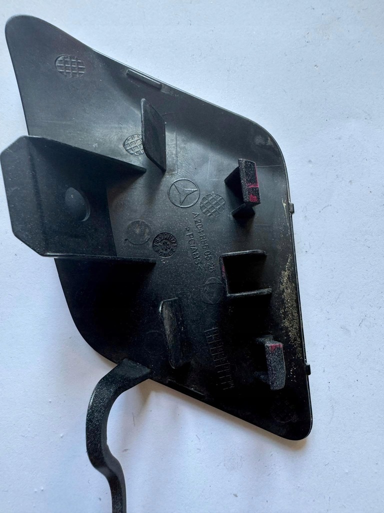 фото №11, Mercedes c-klasa w204 amg lift - заглушка фаркоп бампера перед a2048850526