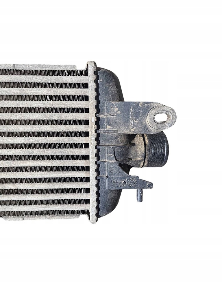 Інтеркулер renault trafic 2 x83 8200219497 Оригінал