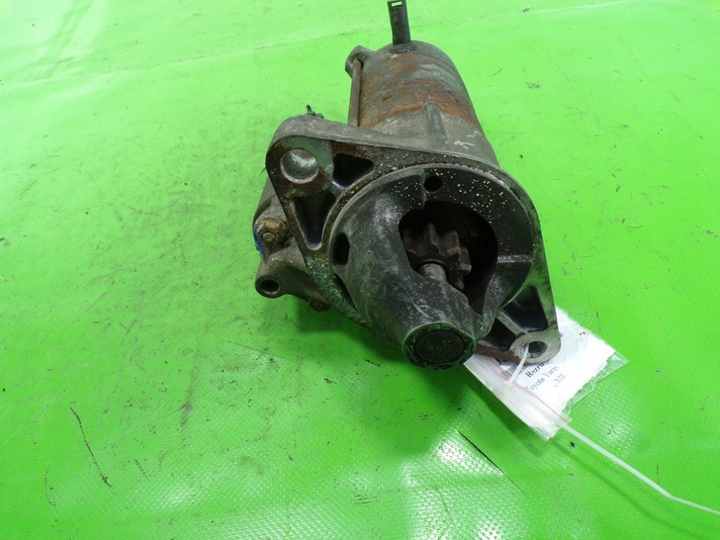 Toyota yaris 1 1.4 бензин стартер 2210023030 Доставка