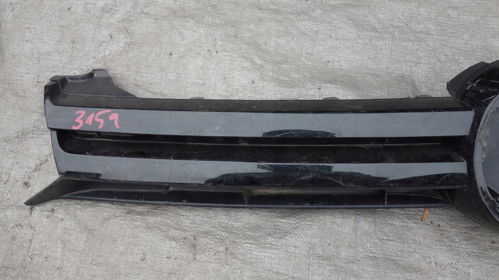 Решітка радіатора решітка радіатора golf vi універсал // 3159 Ціна