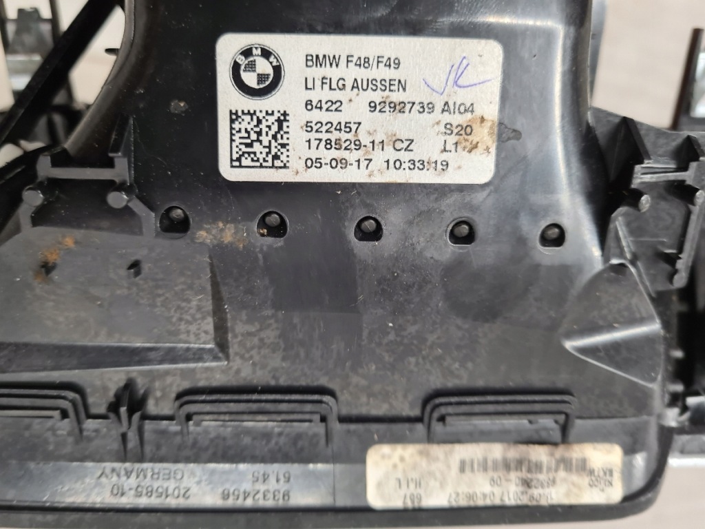 Bmw x1 f48 решётка обдув молдинг декоративная  9292739 9332242 Недорого