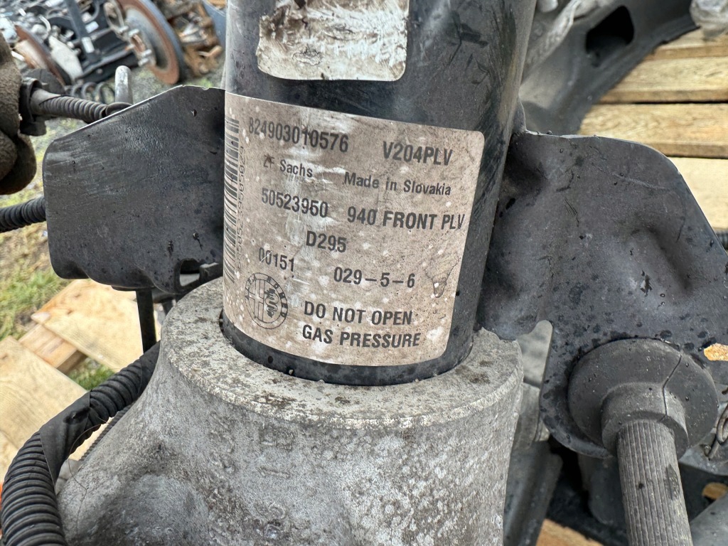 фото №2, Alfa romeo giulietta veloce поворотний кулак mcperson супорт амортизатор