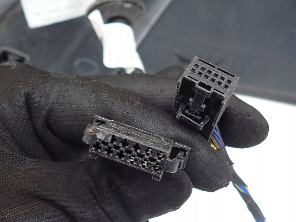 фото №13, Бампер задняя задний kompletny оригинал pdc vw tiguan i 5n0 lift r-line 16r