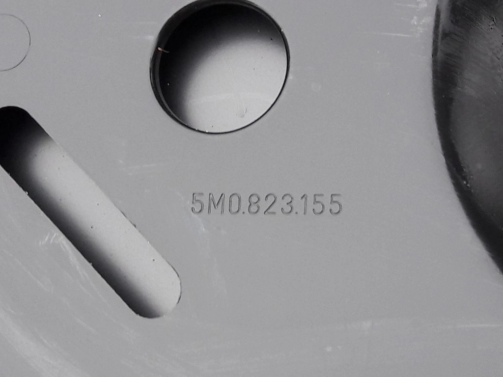 фото №12, Vw golf v vi plus капот крышка двигателя перед 5m0823155