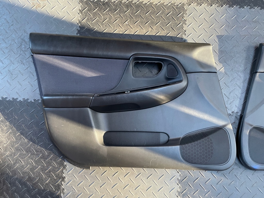 фото №4, Subaru impreza / wrx обшивки дверь перед передние