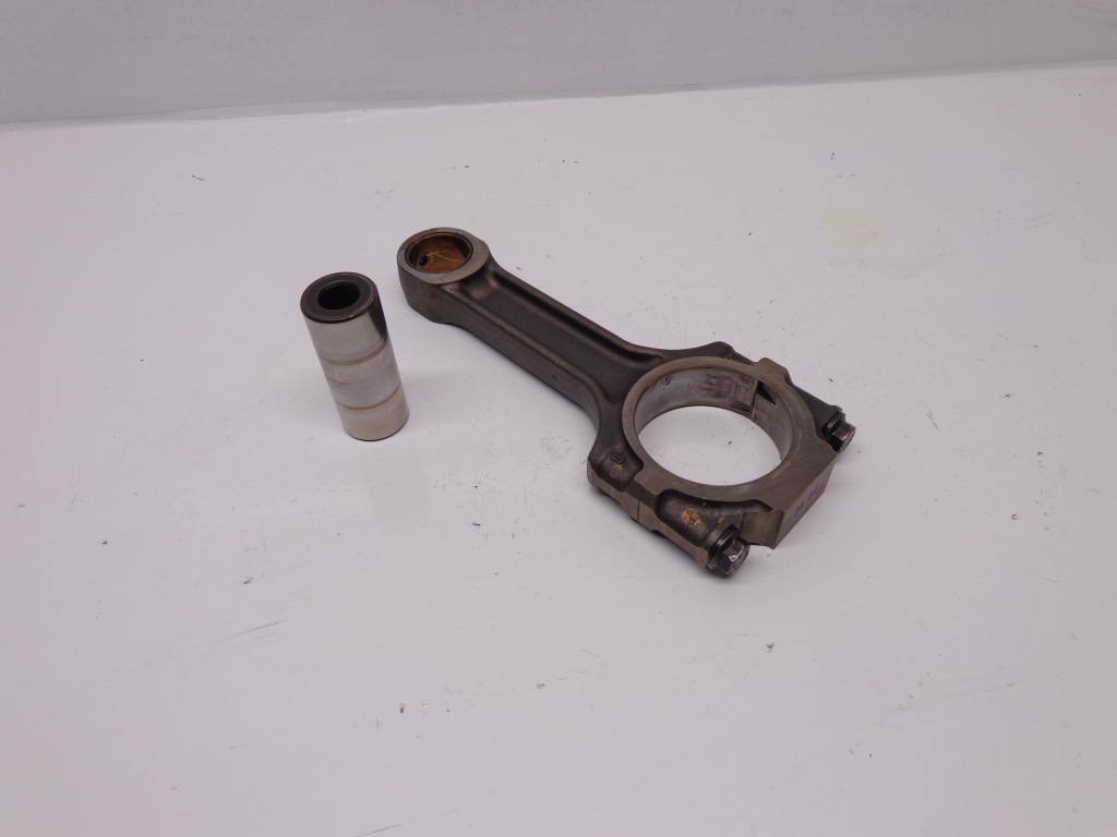 фото №1, Alfa romeo 159 1.9 jtdm 16v шатун