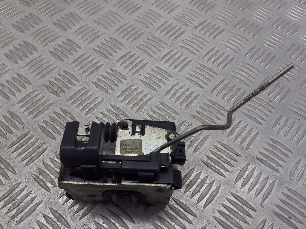 фото №1, Замок двері правий перед dacia sandero 1.4 8200735224