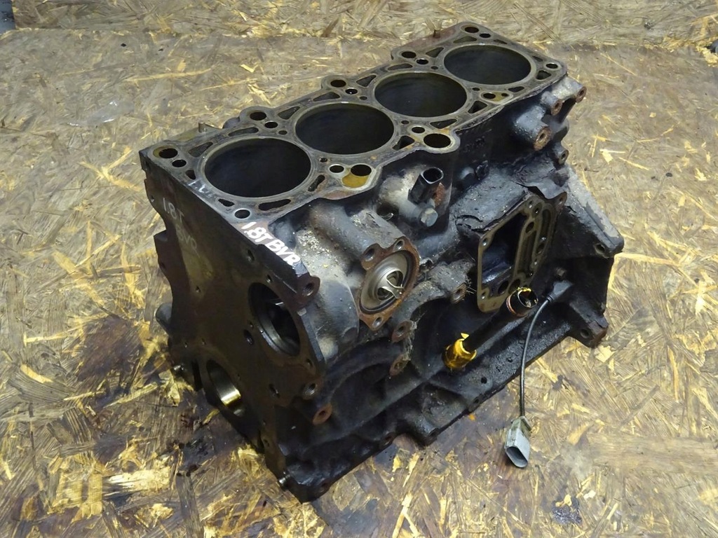 фото №10, Audi tt 8n s3 8l golf iv leon i 1.8t 1.8 turbo ajq bvr блок двигателя опоры