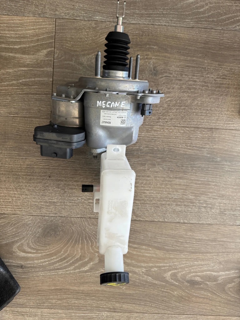 Купить Усилитель тормозов насос тормозная renault clio v гибрид 19-