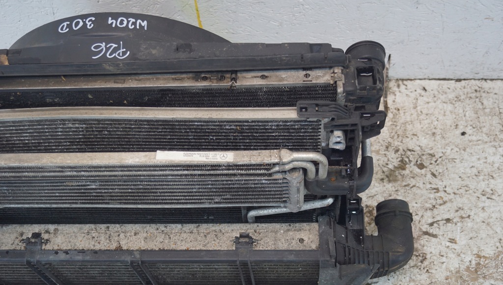 фото №14, Радиатор вентилятор mercedes w204 3.0 cdi