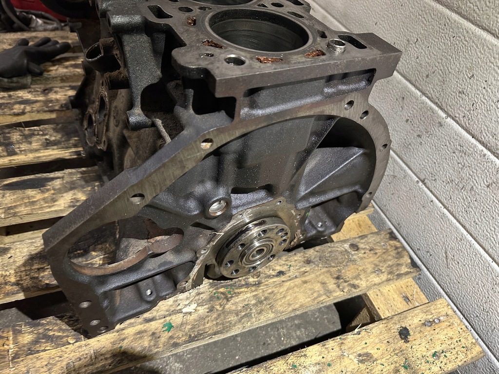 фото №9, Блок двигуна dół wał поршні trafic vivaro 2,0 dci m9r 859