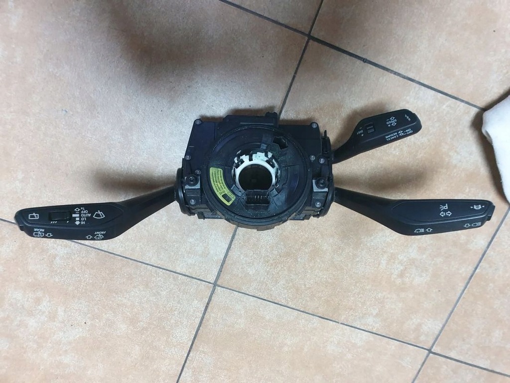 фото №1, Переключатели переключатели лента audi a4 b9 q7 4m0907129ls