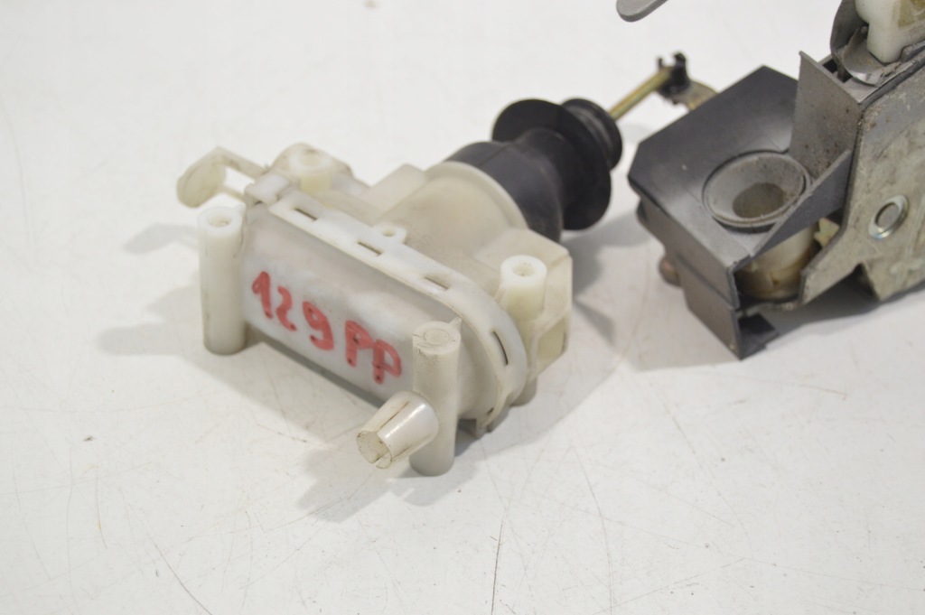 Замок двері правий перед привід mercedes r129 sl 500sl 1297200435 Недорого