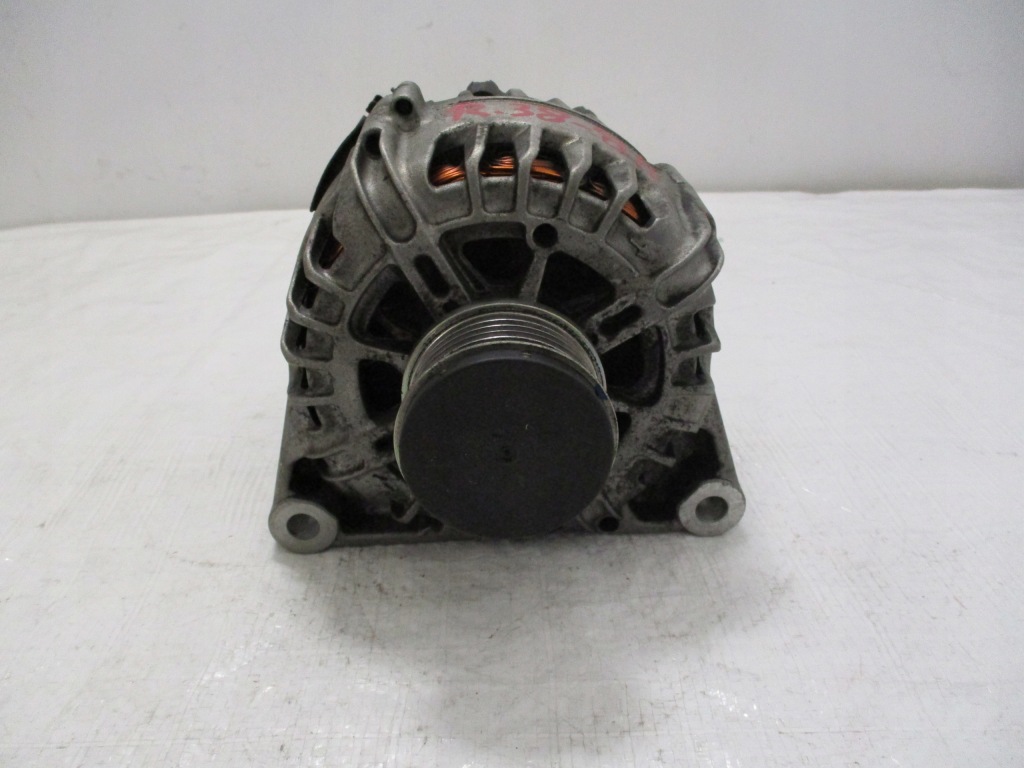 Citroen peugeot opel 1.2 vti генератор Оригинал