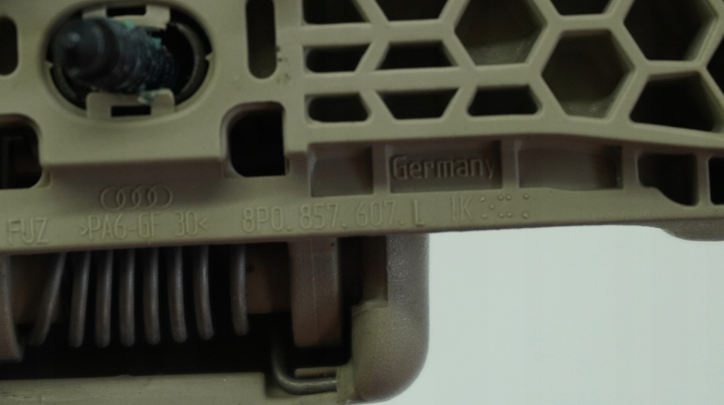 фото №9, Audi q7 4l ручка кронштейн потолочный