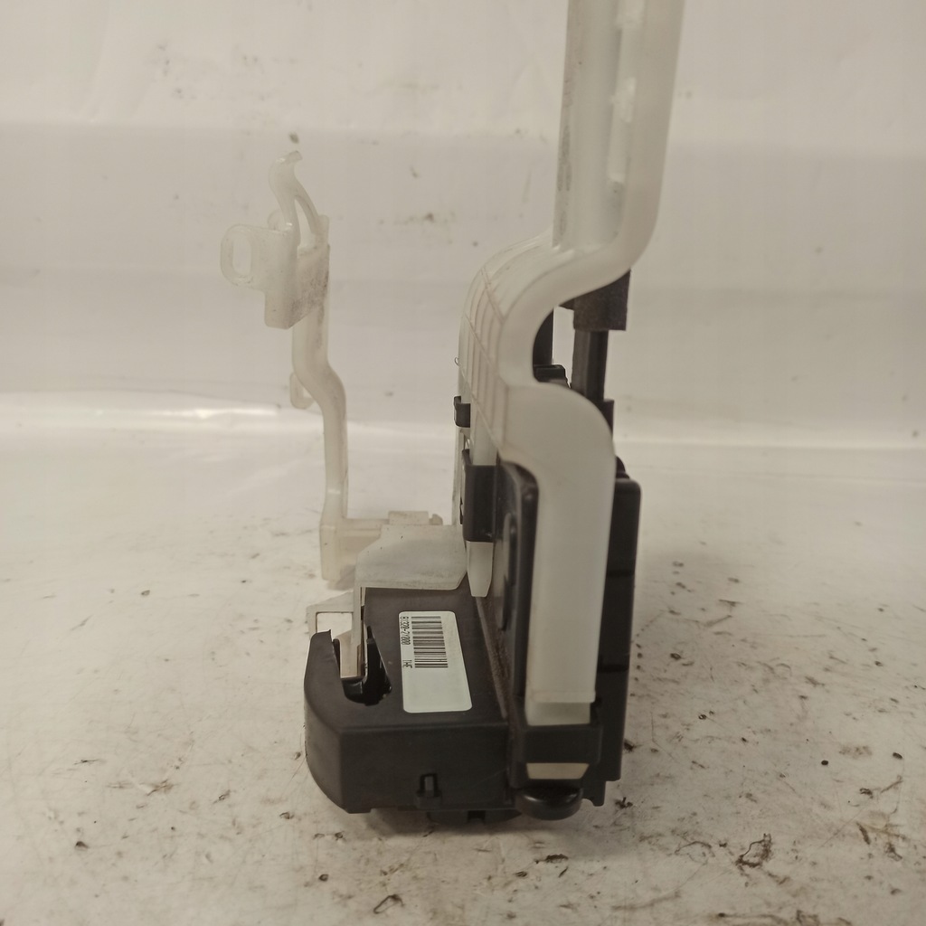 фото №6, Hyundai ix35 замок дверь правый перед 6 pin 81320-2y000