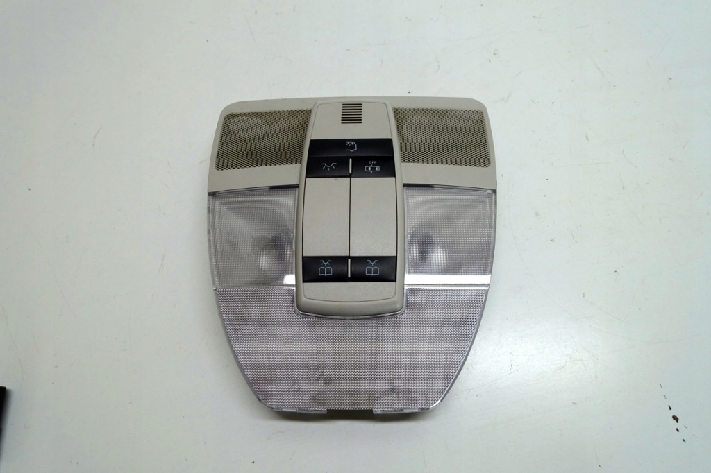 фото №1, Mercedes w169 w245 панель лампа кабины салона