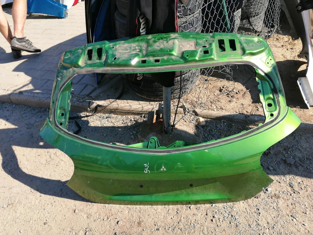 фото №1, Mercedes w176 крышка багажника задняя