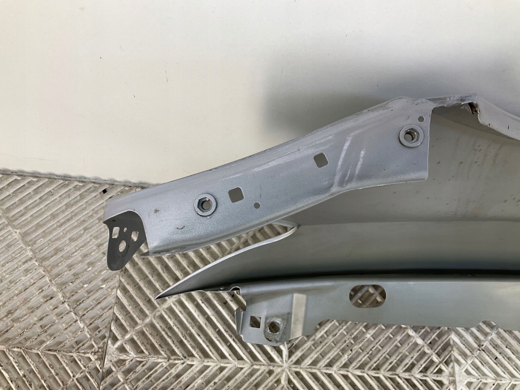 2014 audi a3 s3 8v крило 8v5821467b Зі Шроту