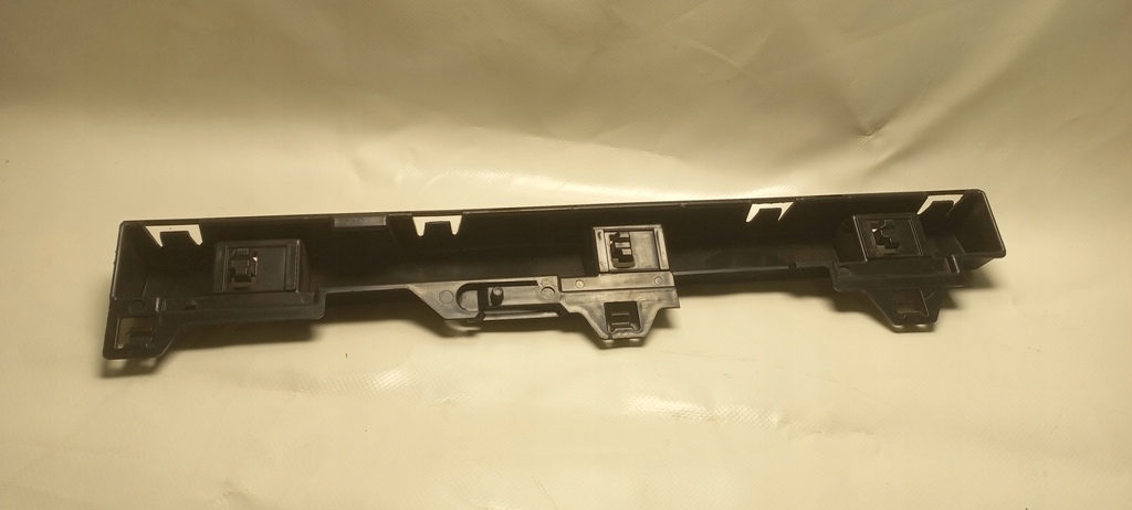 Кронштейн  кронштейн порог правая  r2 bmw 1 f20 f21 7240914 Оригинал