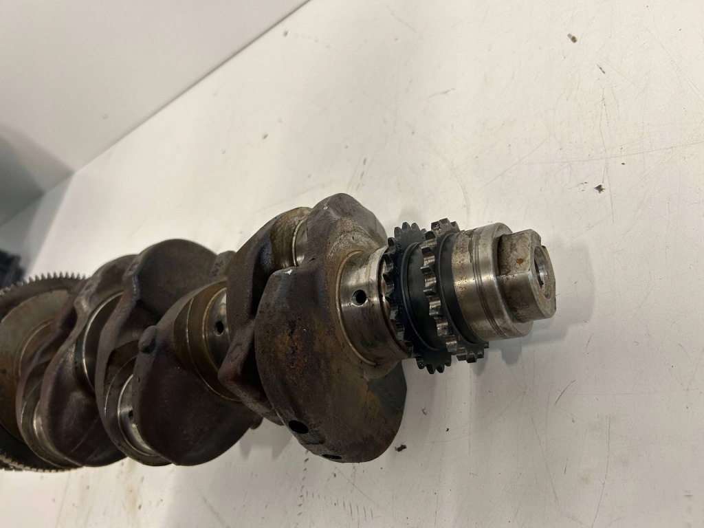 Wał коленчатый nissan qashqai 2.0 dci 8200385152 с Разборки