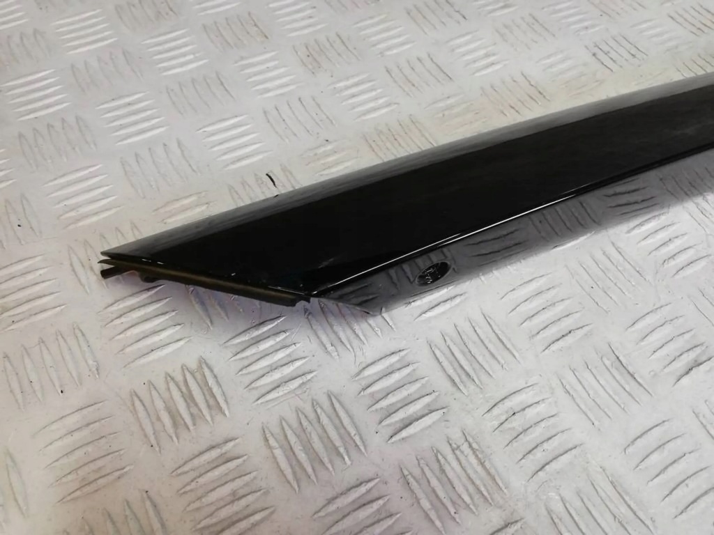 фото №3, Молдинг стекло лобовое левая ds3 crossback