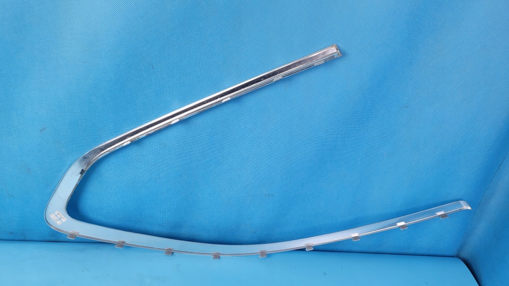 фото №9, Bmw 5' g31 518d touring 18r молдинг скло бічний правий задня хром 7337010