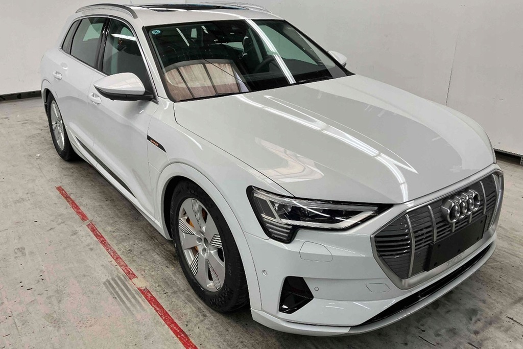 фото №9, Audi q8 e-tron консоль pulpit 4m 4kl857001 приборная панель приборная приборная панель pulpit