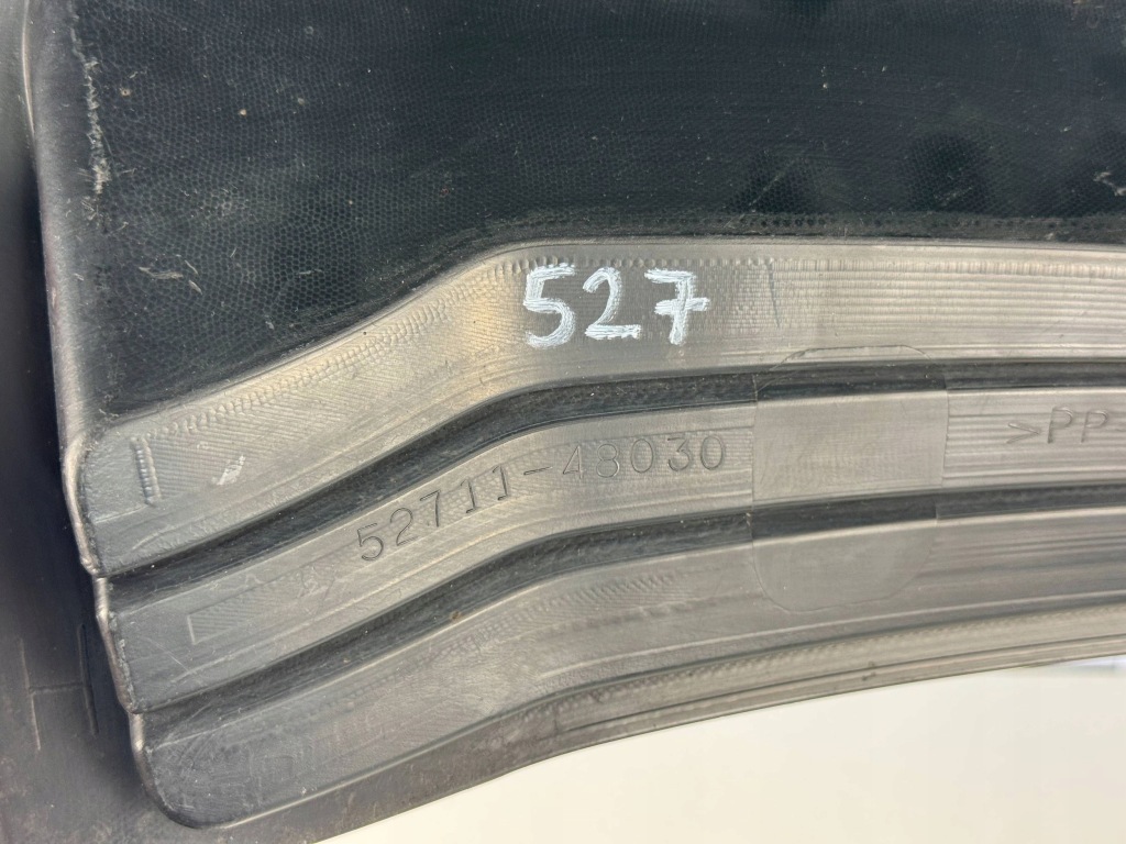 фото №11, Lexus rx решётка бампера уголок молдинг правый перед 5271148030