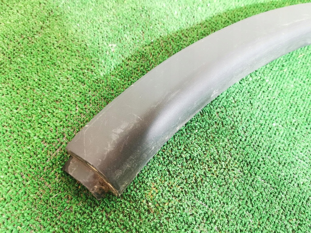 Молдинг на крыло правая задний  задняя tesla y 1658694-00-a Киев