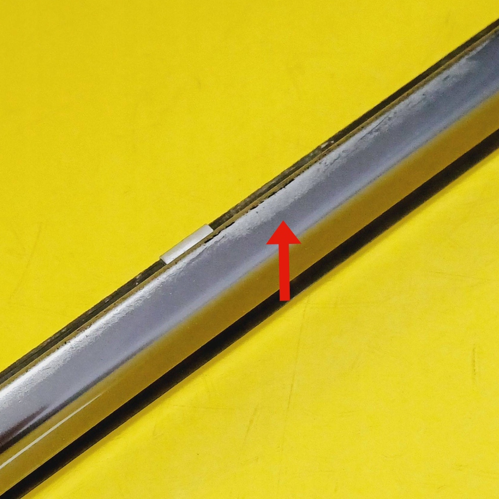 Молдинг ущільнювач лівий задній mercedes benz e w210 седан nr142 в Україні