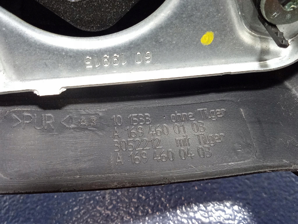 фото №6, Mercedes a w169 воздуховод кожа мультифункция a1694600403