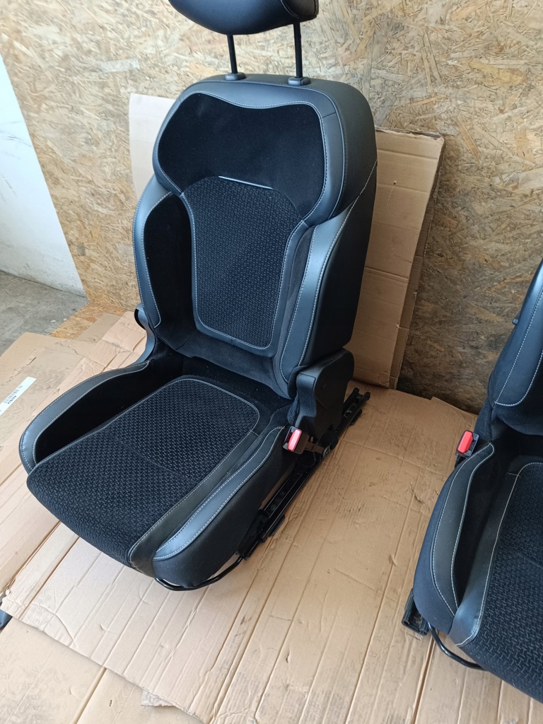 фото №7, Сидіння обшивки заднє сидіння megane iv kombi