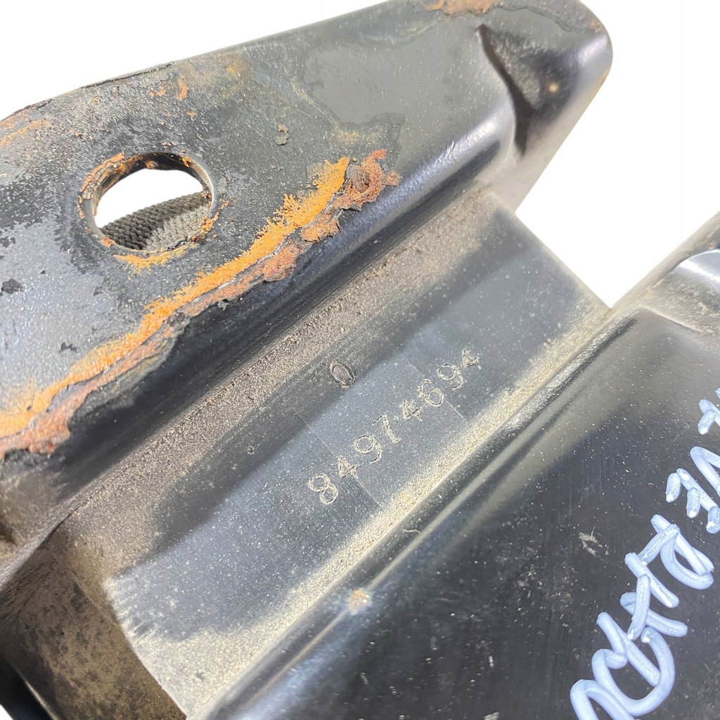 фото №8, Chevrolet silverado 2021 кронштейн колеса запасного