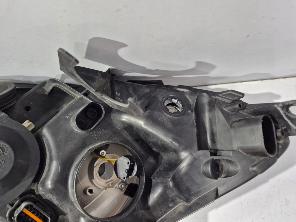 фото №11, Фара лампа правая citroen c4 picasso i lift 2010 2011 2012 2013