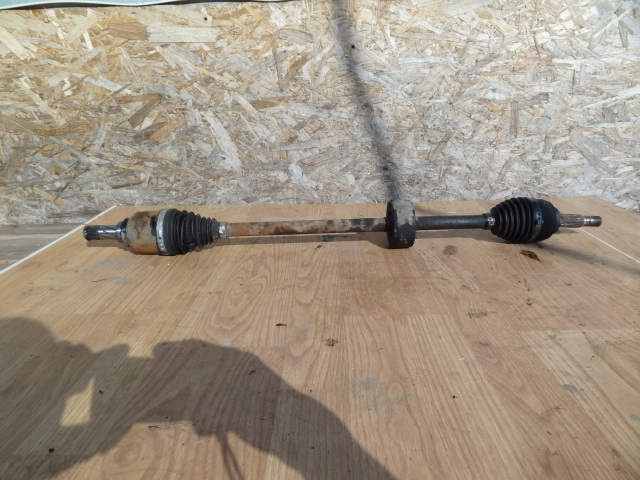 фото №1, Dacia logan ii 2014 0,9 tce приводной вал передняя правая