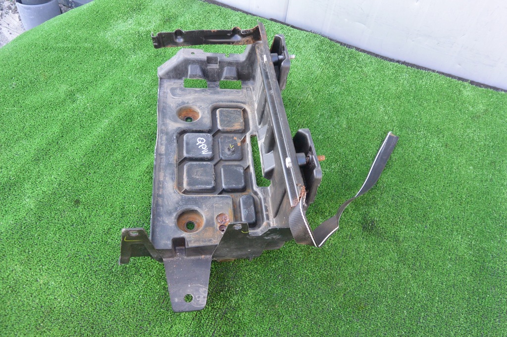 фото №6, Основа акумулятор maserati quattroporte vi