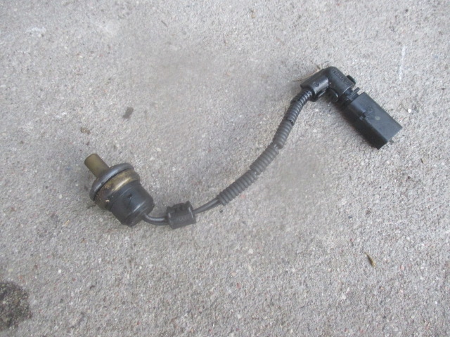 фото №1, Vw t5 датчик двигуна 2,5 tdi