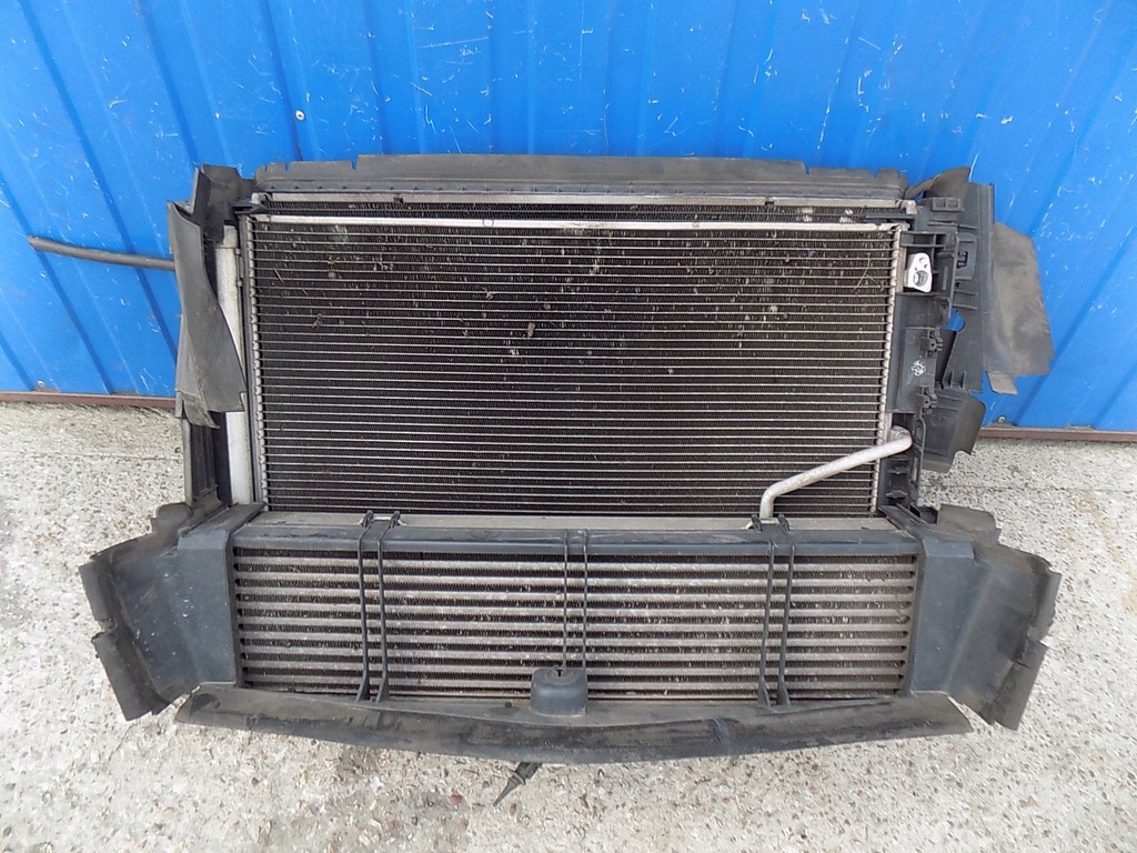 фото №1, Mercedes w204 w207 w212 радіатор комплект перевірити