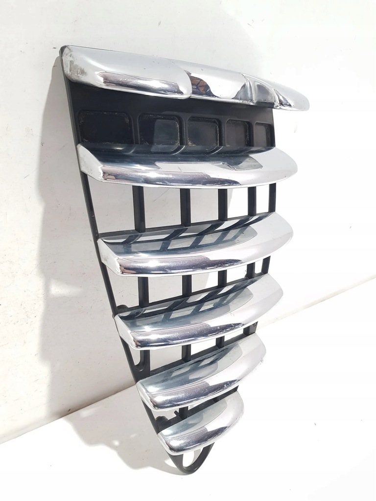 фото №3, Alfa romeo 147 2001 решётка, заглушки